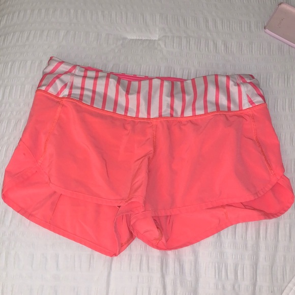 LULULEMON speed up short 2.5” coral color - Picture 5 of 5